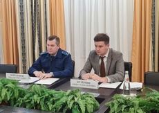 Первый заместитель прокурора края Николай Борозенец и Уполномоченный по защите прав предпринимателей в Ставропольском крае Кирилл Кузьмин провели совместный личный прием предпринимателей в прокуратуре Ставропольского края