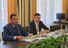 Заместитель прокурора края Михаил Должиков и Уполномоченный по защите прав предпринимателей в Ставропольском крае Кирилл Кузьмин провели совместный личный прием предпринимателей